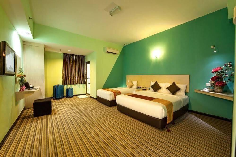 Thy Executive Hotel Johor Bahru Exteriér fotografie