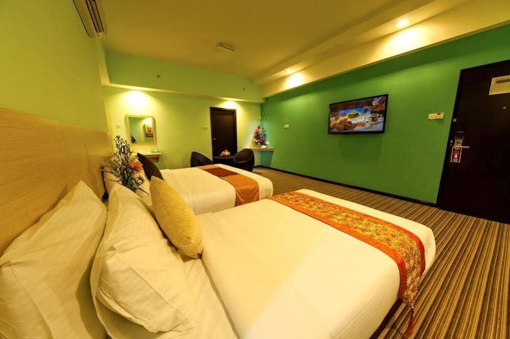 Thy Executive Hotel Johor Bahru Exteriér fotografie